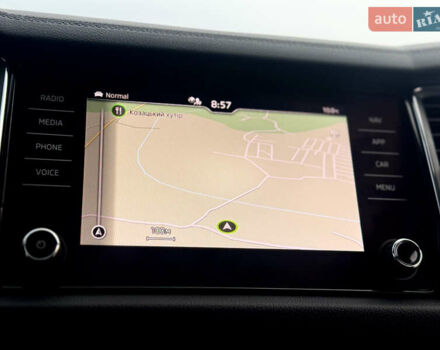 Сірий Шкода Kodiaq, об'ємом двигуна 2 л та пробігом 220 тис. км за 31200 $, фото 79 на Automoto.ua