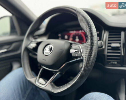 Серый Шкода Kodiaq, объемом двигателя 1.97 л и пробегом 181 тыс. км за 35500 $, фото 76 на Automoto.ua
