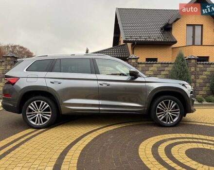 Серый Шкода Kodiaq, объемом двигателя 1.97 л и пробегом 83 тыс. км за 42900 $, фото 15 на Automoto.ua