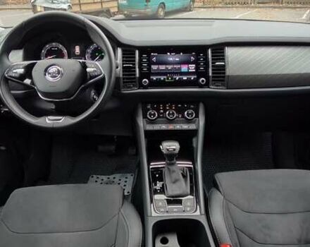 Сірий Шкода Kodiaq, об'ємом двигуна 2 л та пробігом 86 тис. км за 31900 $, фото 32 на Automoto.ua