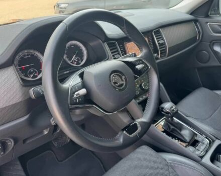 Серый Шкода Kodiaq, объемом двигателя 2 л и пробегом 10 тыс. км за 19000 $, фото 7 на Automoto.ua