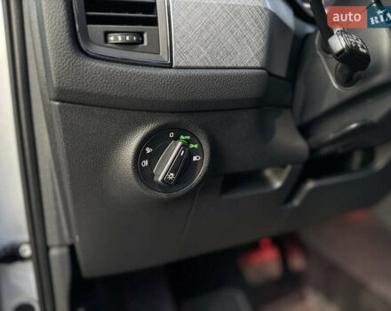 Серый Шкода Kodiaq, объемом двигателя 1.97 л и пробегом 259 тыс. км за 29499 $, фото 16 на Automoto.ua