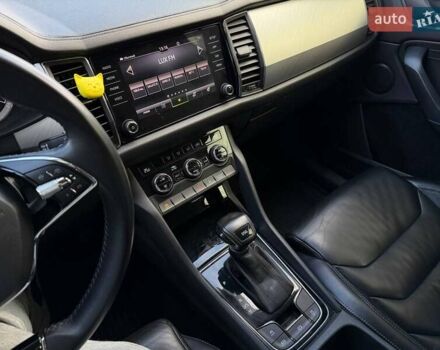 Серый Шкода Kodiaq, объемом двигателя 1.5 л и пробегом 80 тыс. км за 32000 $, фото 58 на Automoto.ua