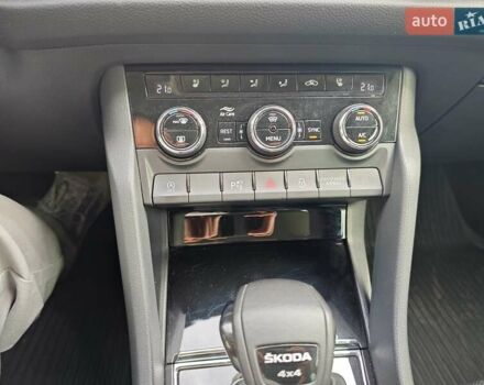 Сірий Шкода Kodiaq, об'ємом двигуна 1.97 л та пробігом 50 тис. км за 42036 $, фото 17 на Automoto.ua