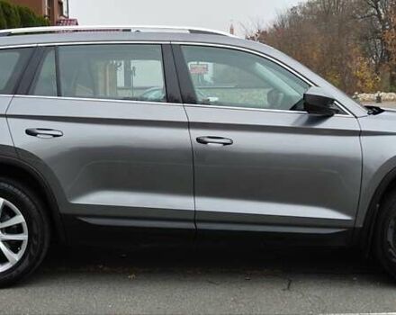 Сірий Шкода Kodiaq, об'ємом двигуна 2 л та пробігом 86 тис. км за 31900 $, фото 7 на Automoto.ua