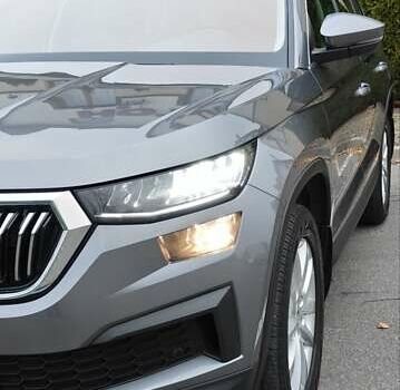 Сірий Шкода Kodiaq, об'ємом двигуна 2 л та пробігом 86 тис. км за 31900 $, фото 14 на Automoto.ua