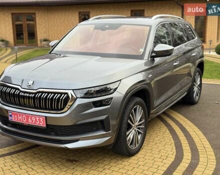 Серый Шкода Kodiaq, объемом двигателя 1.97 л и пробегом 83 тыс. км за 42900 $, фото 29 на Automoto.ua