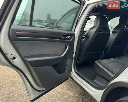 Серый Шкода Kodiaq, объемом двигателя 1.97 л и пробегом 181 тыс. км за 35500 $, фото 89 на Automoto.ua
