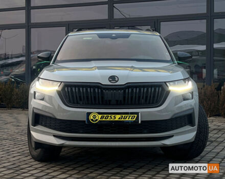 Серый Шкода Kodiaq, объемом двигателя 2 л и пробегом 34 тыс. км за 52500 $, фото 2 на Automoto.ua