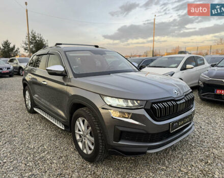 Серый Шкода Kodiaq, объемом двигателя 1.98 л и пробегом 64 тыс. км за 34500 $, фото 1 на Automoto.ua