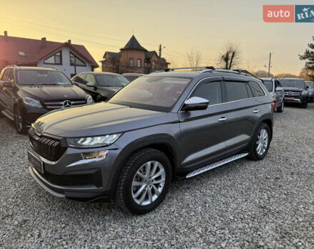 Серый Шкода Kodiaq, объемом двигателя 1.98 л и пробегом 64 тыс. км за 34500 $, фото 6 на Automoto.ua