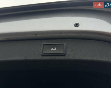 Серый Шкода Kodiaq, объемом двигателя 1.97 л и пробегом 184 тыс. км за 34999 $, фото 57 на Automoto.ua