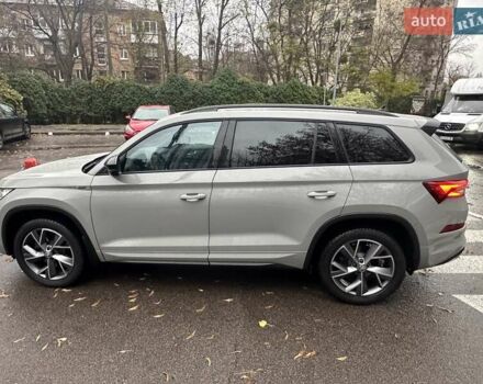 Серый Шкода Kodiaq, объемом двигателя 1.98 л и пробегом 159 тыс. км за 34300 $, фото 6 на Automoto.ua