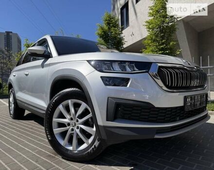 Сірий Шкода Kodiaq, об'ємом двигуна 1.97 л та пробігом 56 тис. км за 39933 $, фото 54 на Automoto.ua