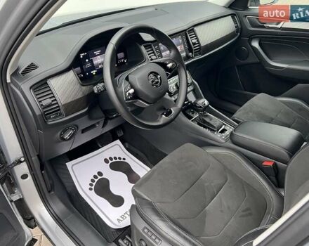 Серый Шкода Kodiaq, объемом двигателя 1.97 л и пробегом 49 тыс. км за 37800 $, фото 38 на Automoto.ua