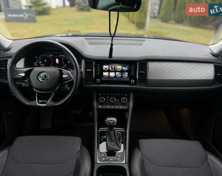 Серый Шкода Kodiaq, объемом двигателя 1.97 л и пробегом 184 тыс. км за 34999 $, фото 24 на Automoto.ua