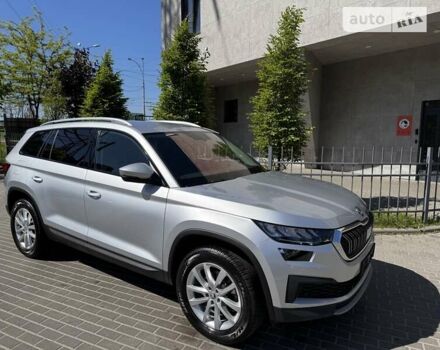 Сірий Шкода Kodiaq, об'ємом двигуна 1.97 л та пробігом 56 тис. км за 39933 $, фото 32 на Automoto.ua