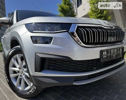 Сірий Шкода Kodiaq, об'ємом двигуна 1.97 л та пробігом 56 тис. км за 39933 $, фото 49 на Automoto.ua