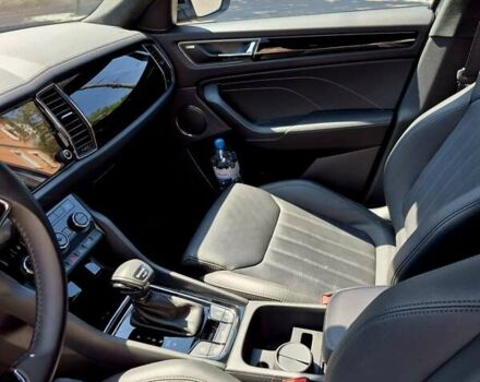 Шкода Kodiaq 2023 в Львове на Automoto.ua Серый Шкода Kodiaq, объемом двигателя 1.97 л и пробегом 31 тыс. км за 46000 $, фото 6 на Automoto.ua