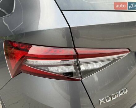 Серый Шкода Kodiaq, объемом двигателя 1.97 л и пробегом 43 тыс. км за 41500 $, фото 36 на Automoto.ua