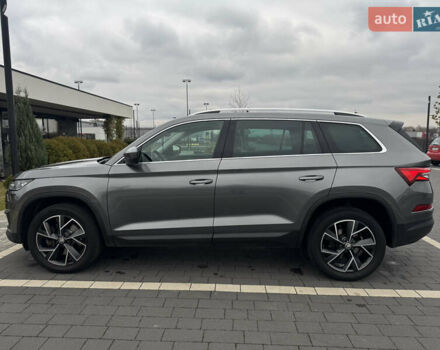 Серый Шкода Kodiaq, объемом двигателя 1.97 л и пробегом 184 тыс. км за 34999 $, фото 9 на Automoto.ua