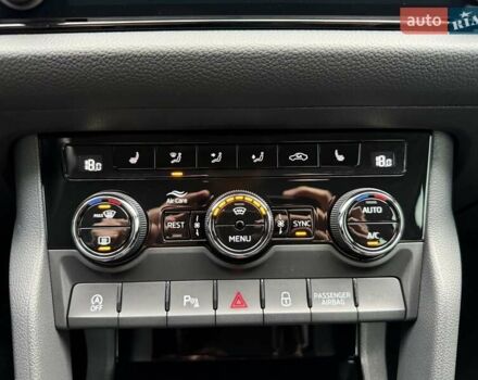 Серый Шкода Kodiaq, объемом двигателя 1.97 л и пробегом 43 тыс. км за 41500 $, фото 85 на Automoto.ua