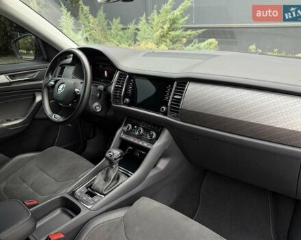 Серый Шкода Kodiaq, объемом двигателя 1.97 л и пробегом 43 тыс. км за 41500 $, фото 59 на Automoto.ua