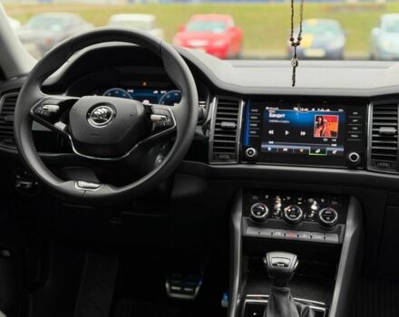 Сірий Шкода Kodiaq, об'ємом двигуна 2 л та пробігом 87 тис. км за 42000 $, фото 23 на Automoto.ua