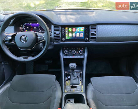 Серый Шкода Kodiaq, объемом двигателя 2 л и пробегом 31 тыс. км за 38200 $, фото 5 на Automoto.ua