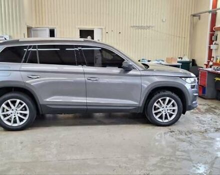 Сірий Шкода Kodiaq, об'ємом двигуна 1.97 л та пробігом 33 тис. км за 42500 $, фото 1 на Automoto.ua