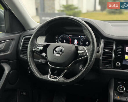 Серый Шкода Kodiaq, объемом двигателя 1.97 л и пробегом 184 тыс. км за 34999 $, фото 23 на Automoto.ua