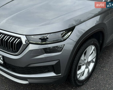 Серый Шкода Kodiaq, объемом двигателя 1.97 л и пробегом 169 тыс. км за 36499 $, фото 16 на Automoto.ua