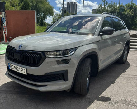 Сірий Шкода Kodiaq, об'ємом двигуна 1.97 л та пробігом 80 тис. км за 43000 $, фото 1 на Automoto.ua