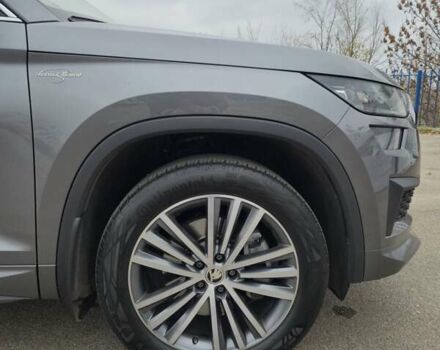 Сірий Шкода Kodiaq, об'ємом двигуна 1.98 л та пробігом 88 тис. км за 41700 $, фото 4 на Automoto.ua