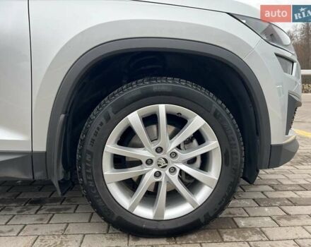 Серый Шкода Kodiaq, объемом двигателя 1.97 л и пробегом 49 тыс. км за 37800 $, фото 18 на Automoto.ua