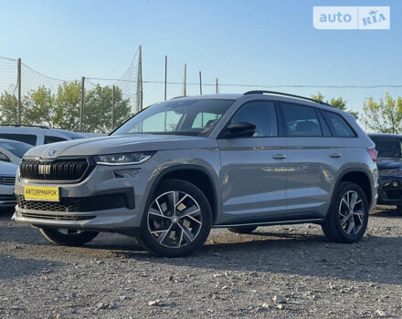 Сірий Шкода Kodiaq, об'ємом двигуна 2 л та пробігом 21 тис. км за 46990 $, фото 3 на Automoto.ua