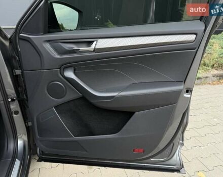 Серый Шкода Kodiaq, объемом двигателя 1.97 л и пробегом 43 тыс. км за 41500 $, фото 61 на Automoto.ua