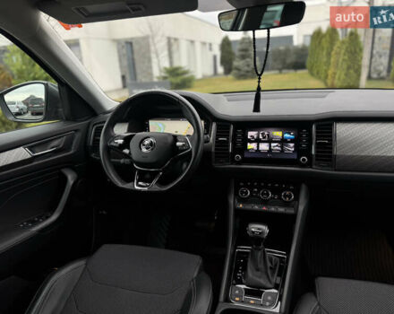 Серый Шкода Kodiaq, объемом двигателя 1.97 л и пробегом 184 тыс. км за 34999 $, фото 25 на Automoto.ua