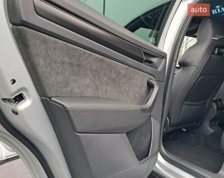Серый Шкода Kodiaq, объемом двигателя 1.97 л и пробегом 21 тыс. км за 45400 $, фото 25 на Automoto.ua