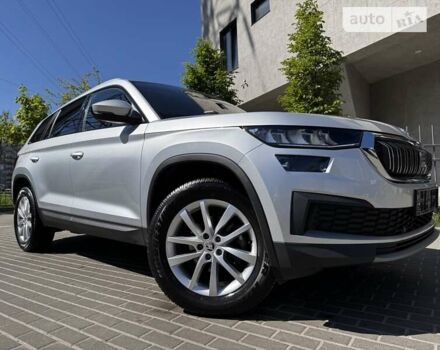 Сірий Шкода Kodiaq, об'ємом двигуна 1.97 л та пробігом 56 тис. км за 39933 $, фото 51 на Automoto.ua