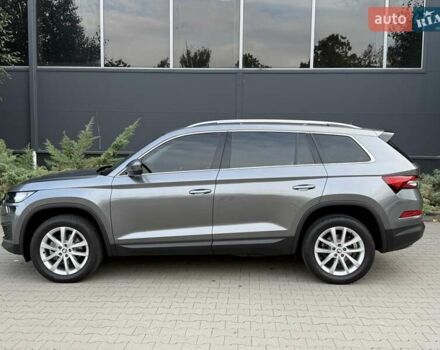 Серый Шкода Kodiaq, объемом двигателя 1.97 л и пробегом 43 тыс. км за 41500 $, фото 4 на Automoto.ua