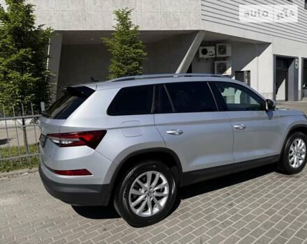 Сірий Шкода Kodiaq, об'ємом двигуна 1.97 л та пробігом 56 тис. км за 39933 $, фото 33 на Automoto.ua