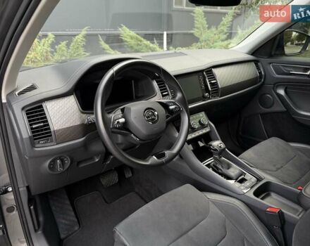 Серый Шкода Kodiaq, объемом двигателя 1.97 л и пробегом 43 тыс. км за 41500 $, фото 49 на Automoto.ua