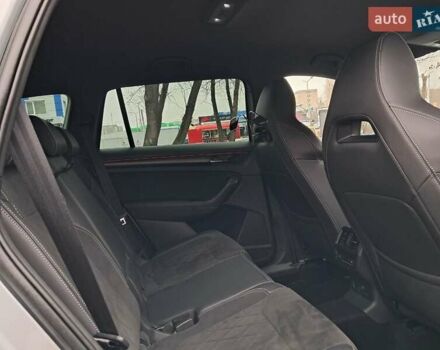 Серый Шкода Kodiaq, объемом двигателя 1.97 л и пробегом 21 тыс. км за 45400 $, фото 31 на Automoto.ua