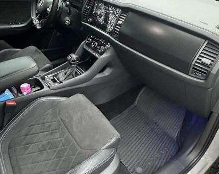 Серый Шкода Kodiaq, объемом двигателя 1.98 л и пробегом 159 тыс. км за 34300 $, фото 9 на Automoto.ua