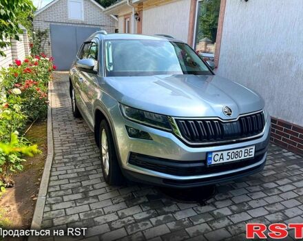 Шкода Kodiaq 2024 в Ивано-Франковске на Automoto.ua Серый Шкода Kodiaq, объемом двигателя 2 л и пробегом 102 тыс. км за 35000 $, фото 2 на Automoto.ua