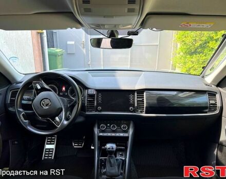 Шкода Kodiaq 2024 в Ивано-Франковске на Automoto.ua Серый Шкода Kodiaq, объемом двигателя 2 л и пробегом 102 тыс. км за 35000 $, фото 7 на Automoto.ua