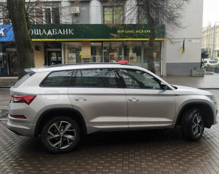 Серый Шкода Kodiaq, объемом двигателя 1.97 л и пробегом 10 тыс. км за 45500 $, фото 12 на Automoto.ua