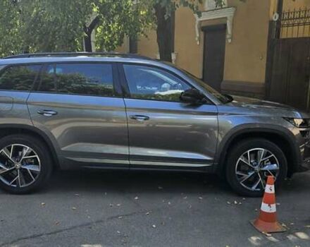 Серый Шкода Kodiaq, объемом двигателя 1.98 л и пробегом 17 тыс. км за 45000 $, фото 5 на Automoto.ua