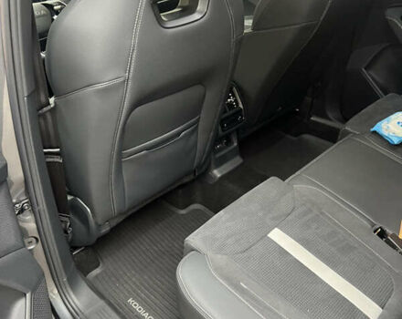 Сірий Шкода Kodiaq, об'ємом двигуна 1.98 л та пробігом 13 тис. км за 47500 $, фото 6 на Automoto.ua